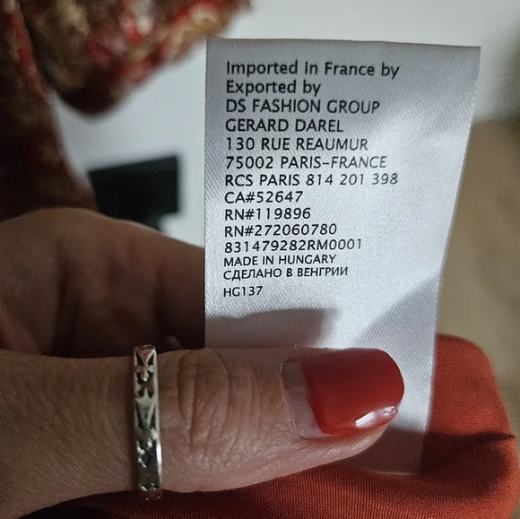 Red Dress - Picture 5 of 10